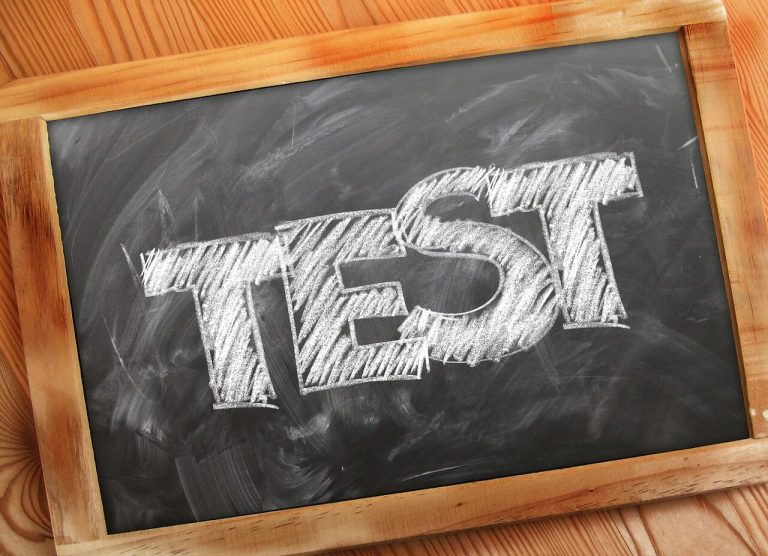 Testare bilingv pentru clasa a IX-a